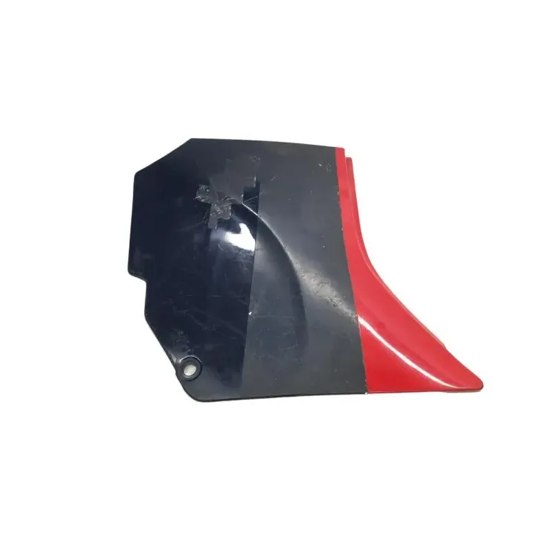 Cache carenage sous selle droit SUZUKI GSXR 750 1985-1987