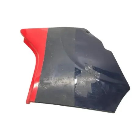 Cache carenage sous selle droit SUZUKI GSXR 750 1985-1987