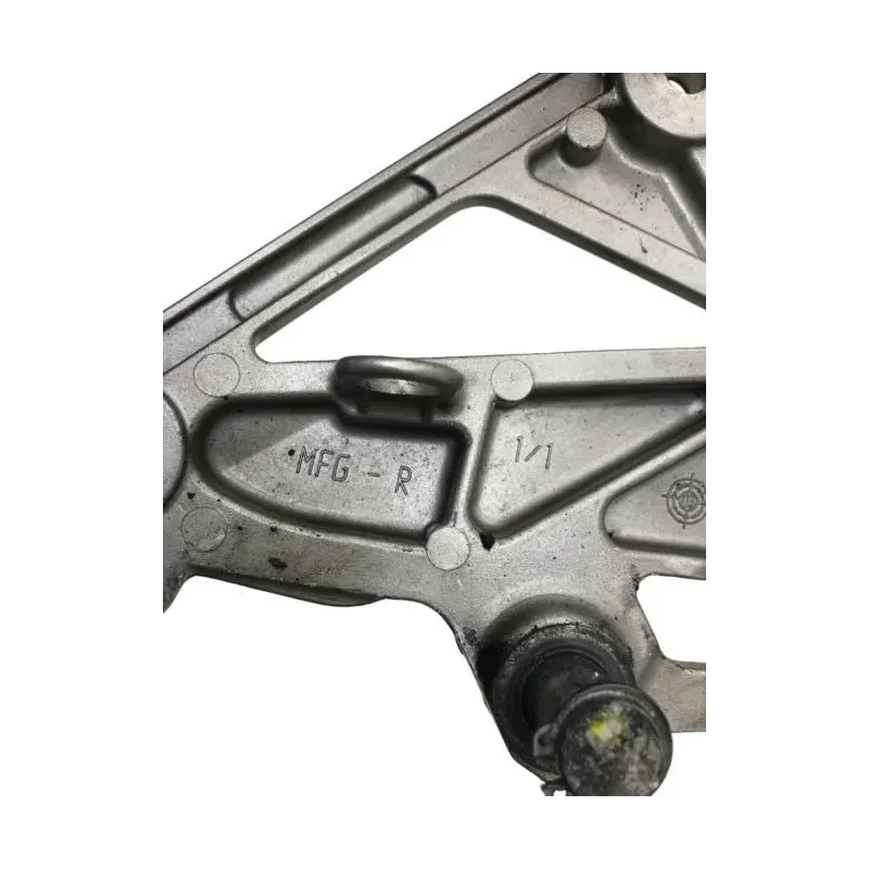 Platine avant droite HONDA CB 600 F 2007-2010 HORNET