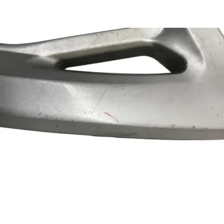 Platine et repose pieds arriere droit SUZUKI SV 650 1999-2002
