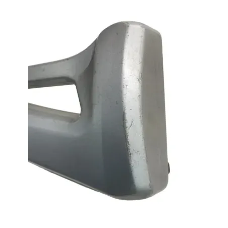 Platine et repose pieds arriere droit SUZUKI SV 650 1999-2002