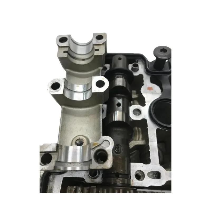 Culasse arriere SUZUKI SFV 650 2009-2016 GLADIUS