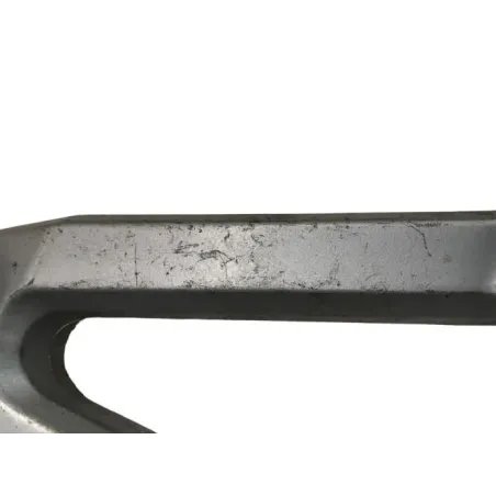 Platine et repose pieds arriere gauche SUZUKI SV 650 2003-2015