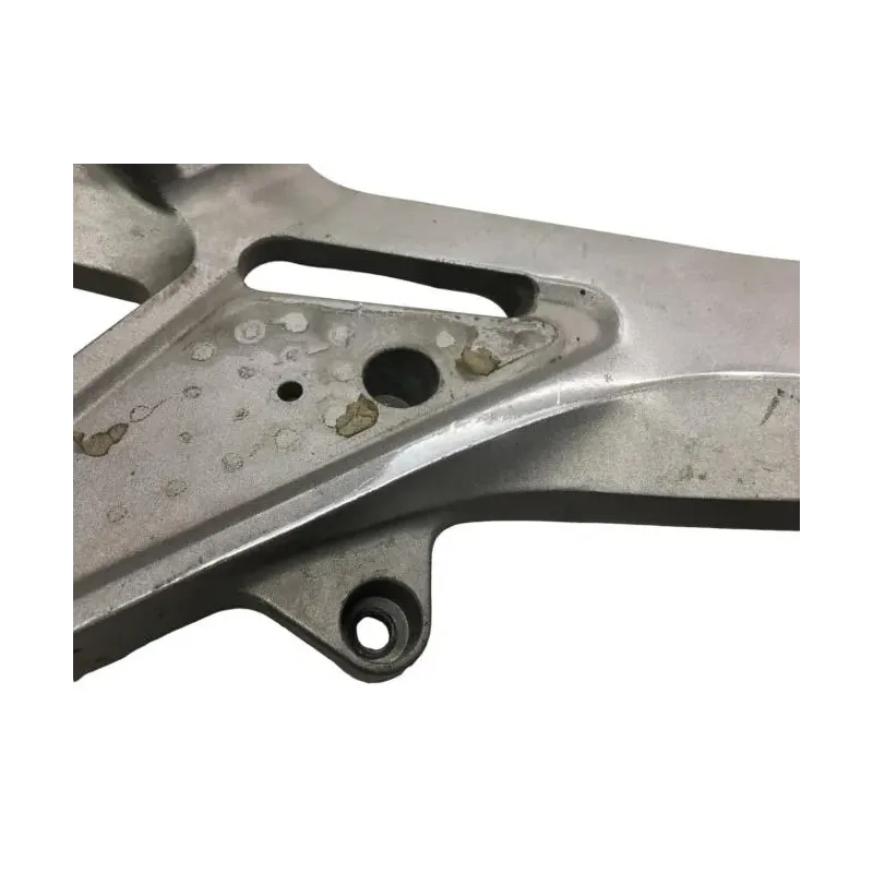 Platine avant droite HONDA CB 600 F 2000-2001 HORNET