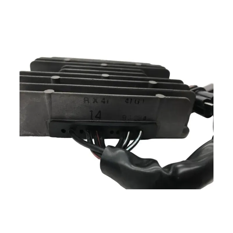Regulateur charge batterie SUZUKI GSX F 650 2008-2016