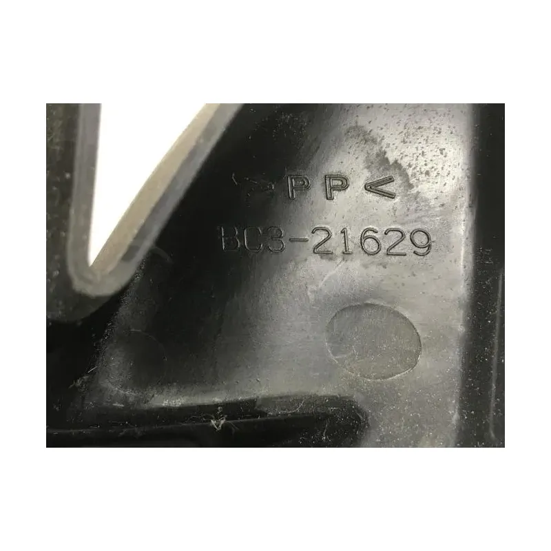 Support de plaque et eclairage YAMAHA XP 530 2017-2019 TMAX