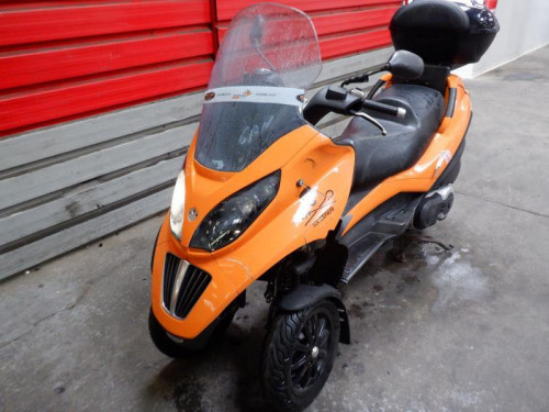 PIAGGIO 400 MP3