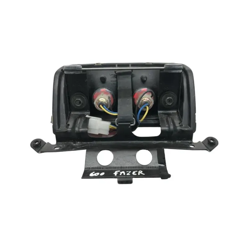Feu arriere YAMAHA FZS 600 1998-2003 FAZER