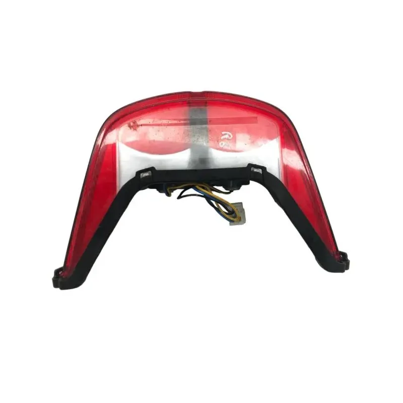 Feu arriere YAMAHA YZF 600 1999-2002 R6