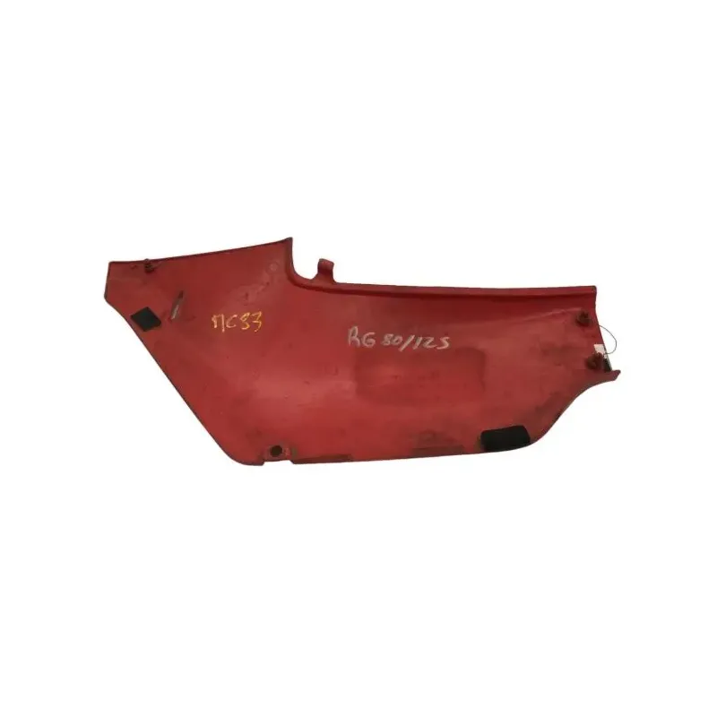 Cache carenage sous selle droit SUZUKI RG 125 1985-1991 GAMMA