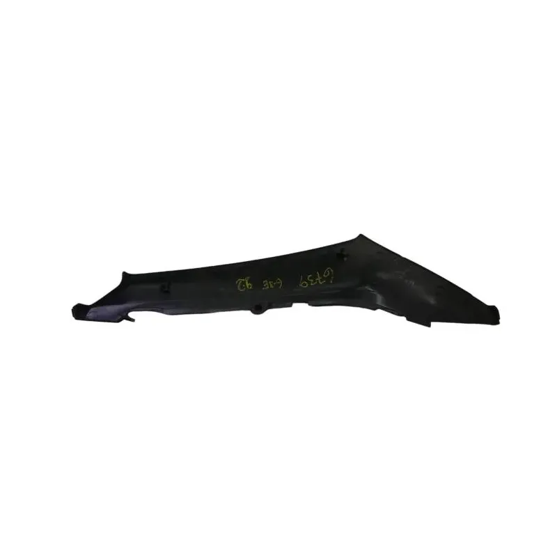 Cache carenage coque arriere droit SUZUKI GS 500 E 1989-1996