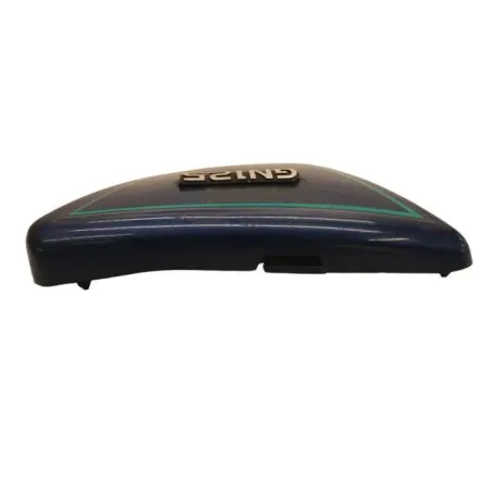 Cache carenage sous selle gauche SUZUKI GN 125 1982-1996