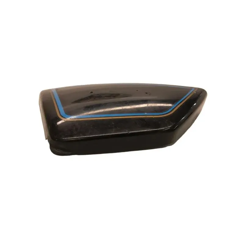 Cache carenage sous selle gauche SUZUKI GN 125 1982-1996