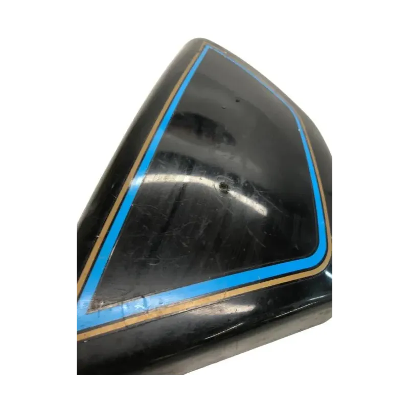 Cache carenage sous selle gauche SUZUKI GN 125 1982-1996