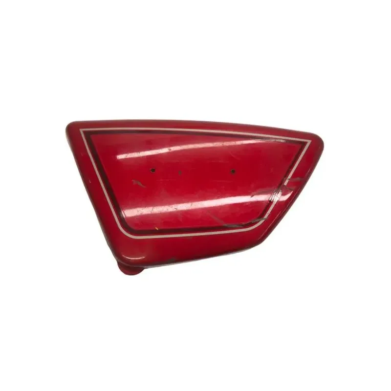Cache carenage sous selle gauche SUZUKI GN 125 1982-1996