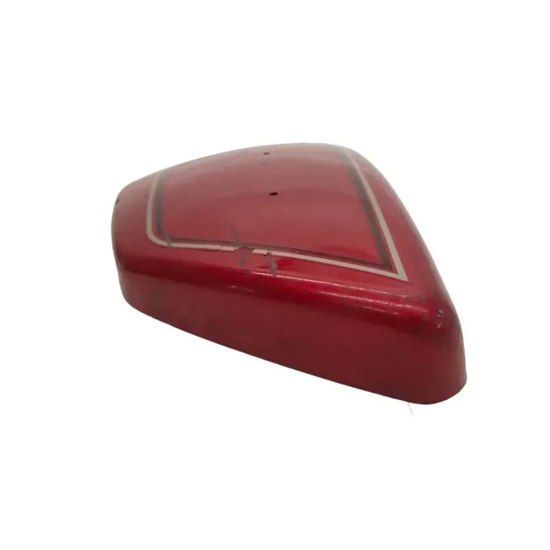 Cache carenage sous selle gauche SUZUKI GN 125 1982-1996