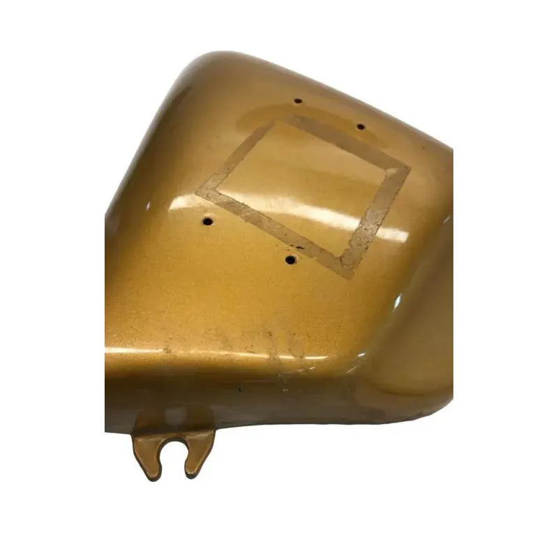 Cache carenage sous selle droit APRILIA RED ROSE 125 1987-1994