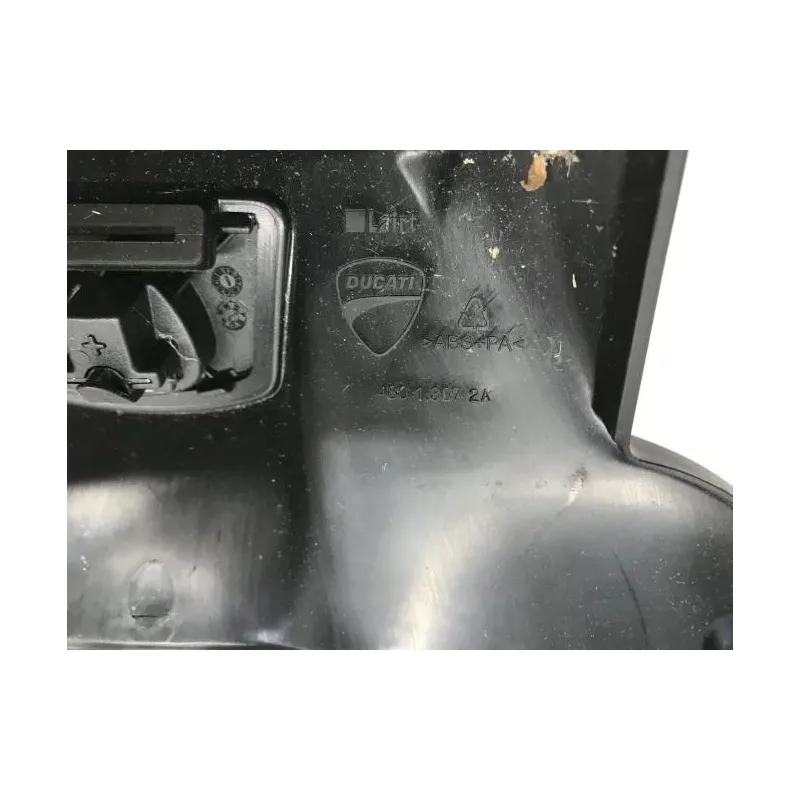 Cache reservoir DUCATI DIAVEL 1200 2011-2014