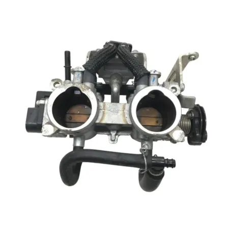 Rampe d'injection YAMAHA YZF 320 2019-2020 R3