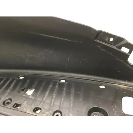 Plancher marche pied droit PIAGGIO MP3 250 2008-2009 LT