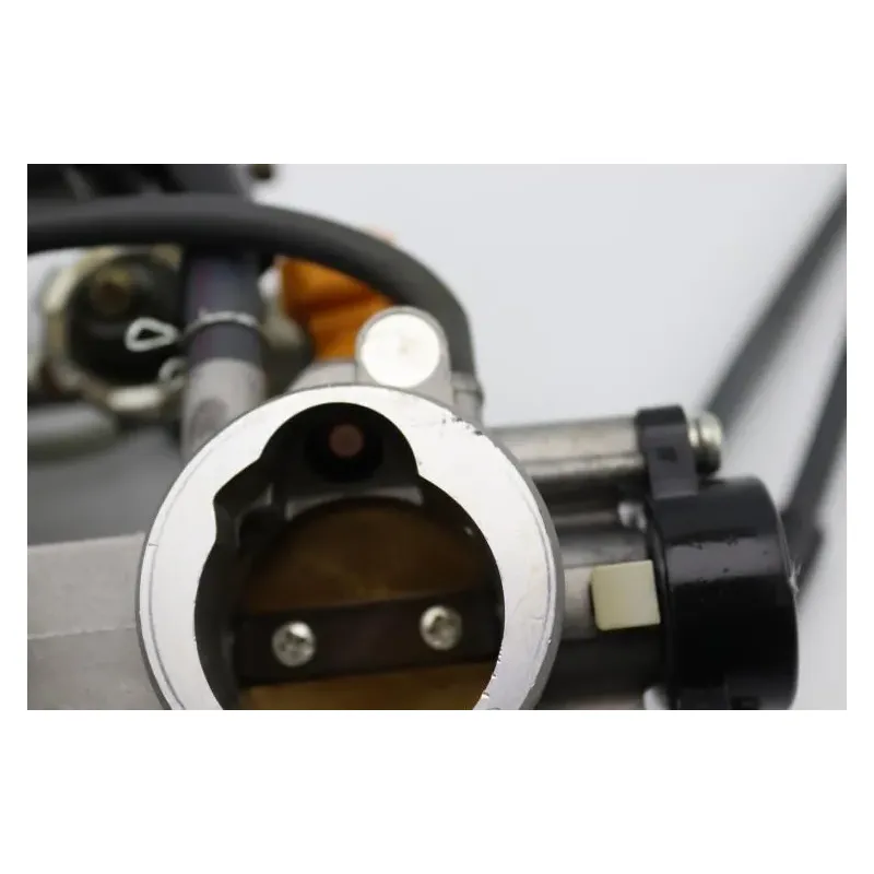 Rampe d'injection YAMAHA FZ6 600 2007 - 2010