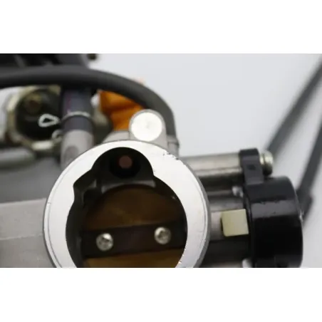 Rampe d'injection YAMAHA FZ6 600 2007 - 2010