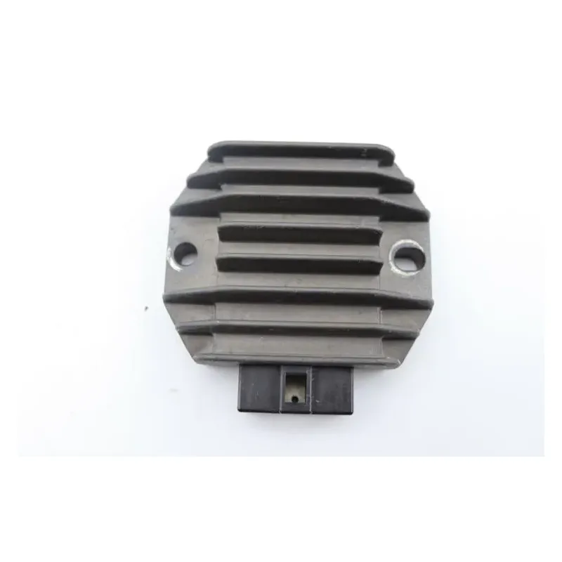 Regulateur charge batterie PIAGGIO VESPA GRANTURISMO 125 2004 - 2006