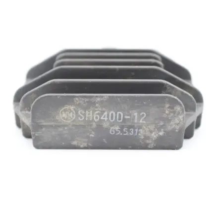 Regulateur charge batterie PIAGGIO VESPA GRANTURISMO 125 2004 - 2006