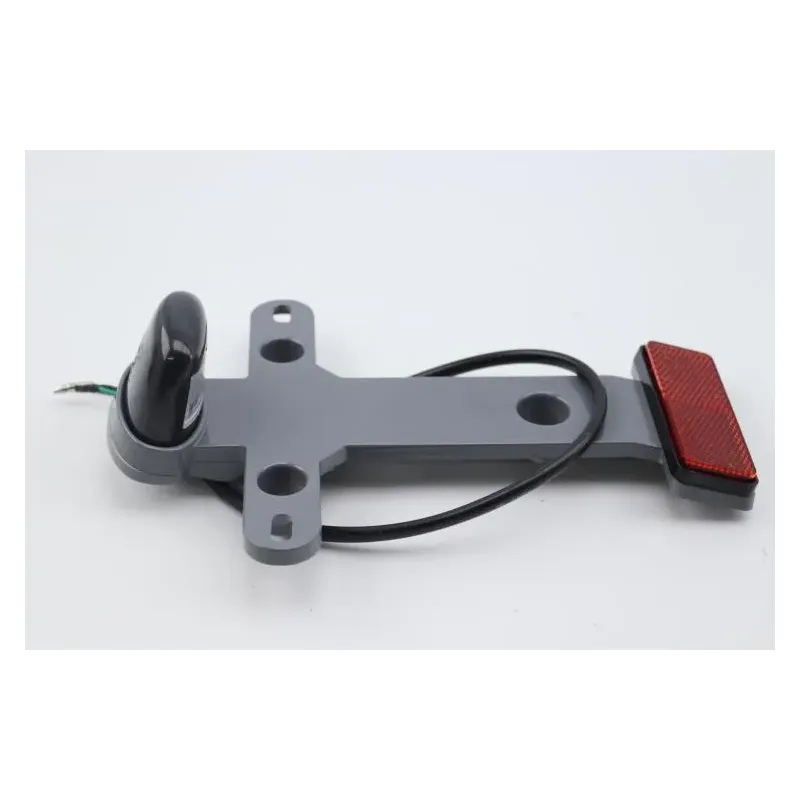 Support de plaque et eclairage EASY WATTS E RETRO 125 MAX ELECTRIQUE 2021 - 2024