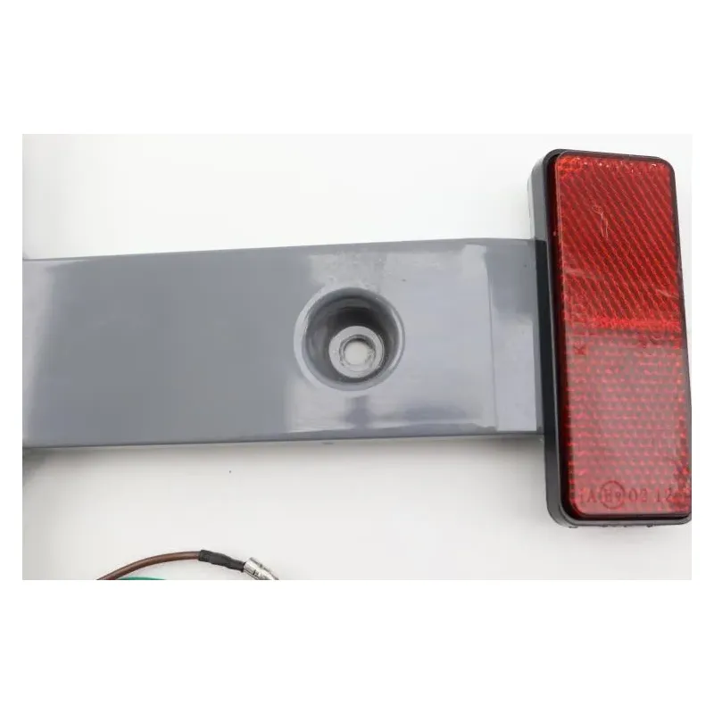 Support de plaque et eclairage EASY WATTS E RETRO 125 MAX ELECTRIQUE 2021 - 2024