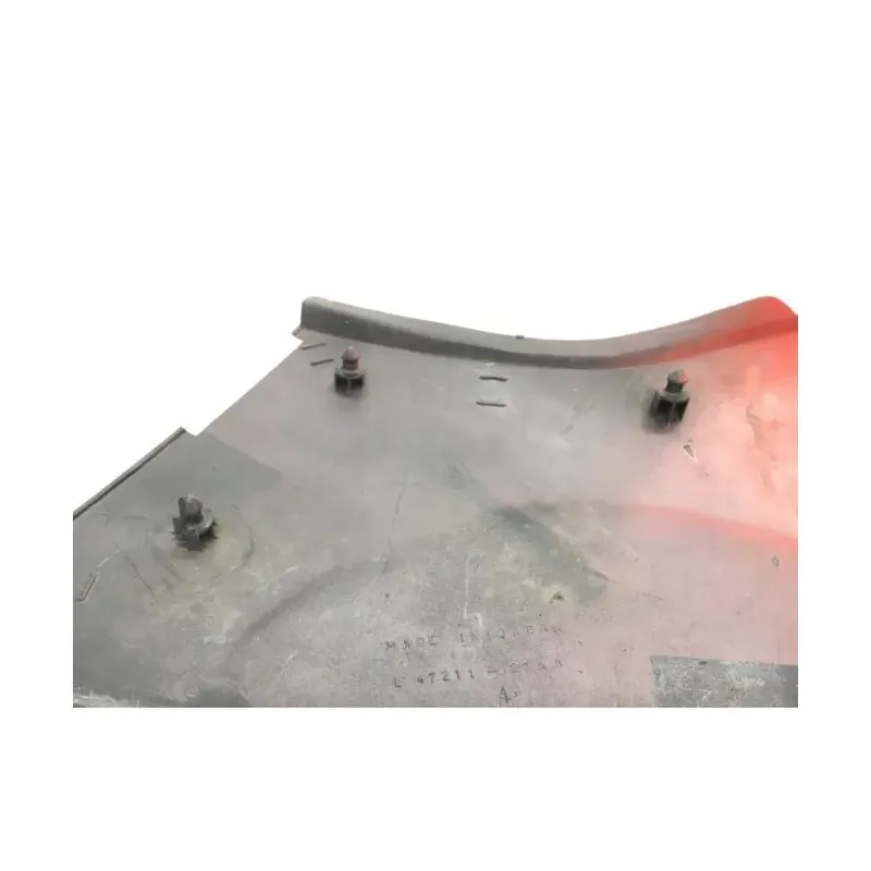 Cache carenage sous selle gauche SUZUKI GSXR 1100 1986-1988