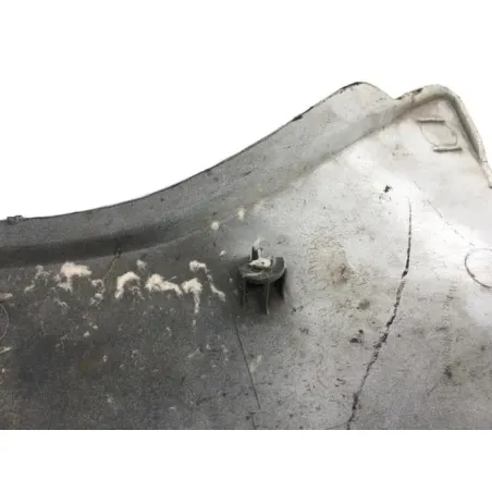 Cache carenage sous selle gauche SUZUKI GSXR 1100 1986-1988