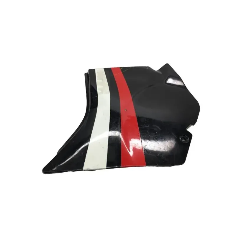Cache carenage sous selle gauche SUZUKI GSXR 750 1985-1987