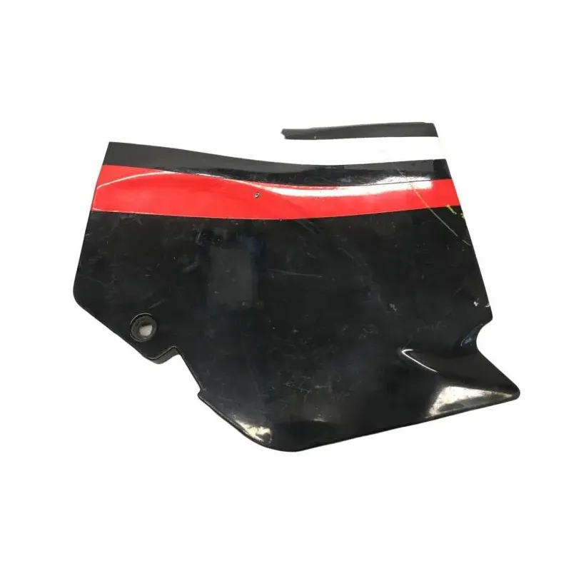 Cache carenage sous selle gauche SUZUKI GSXR 750 1985-1987