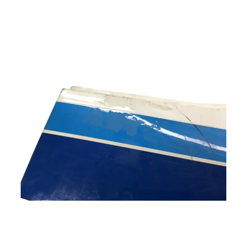 Cache carenage sous selle droit SUZUKI GSXR 750 1985-1987