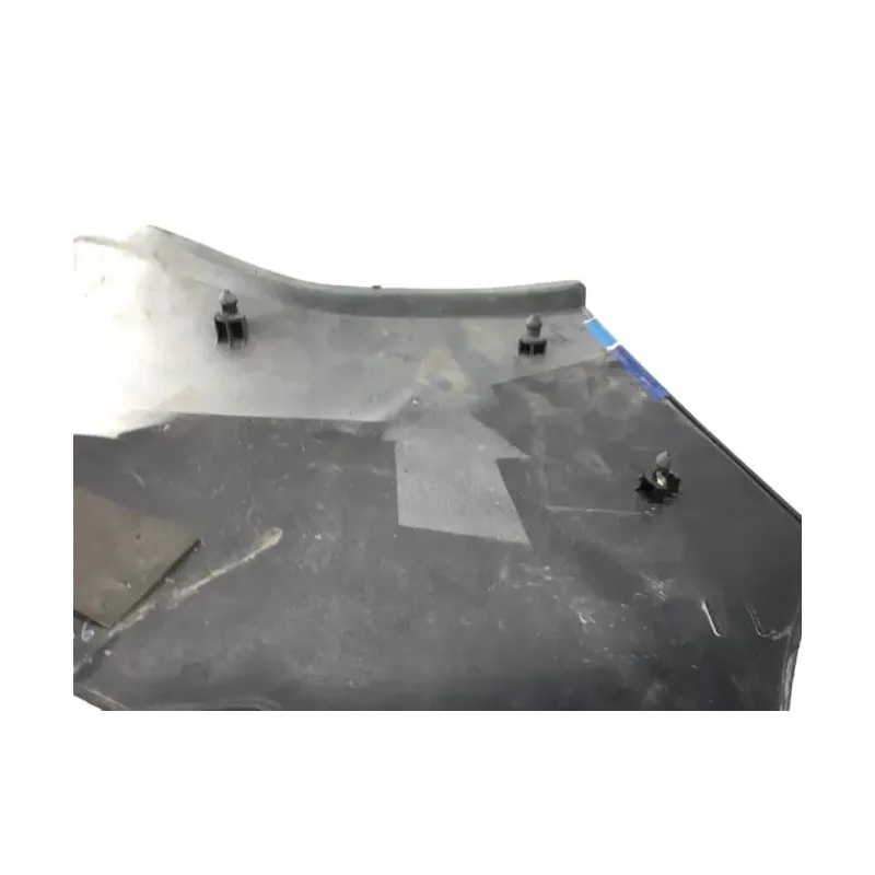 Cache carenage sous selle droit SUZUKI GSXR 750 1985-1987