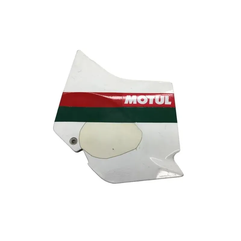 Cache carenage sous selle gauche SUZUKI GSXR 750 1985-1987