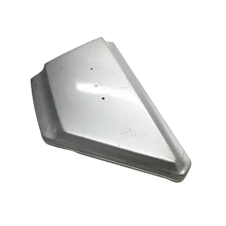Cache carenage sous selle gauche KAWASAKI GPZ 550 1981-1985