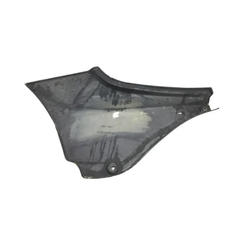 Cache carenage sous selle droit KAWASAKI GPZ 400 1985