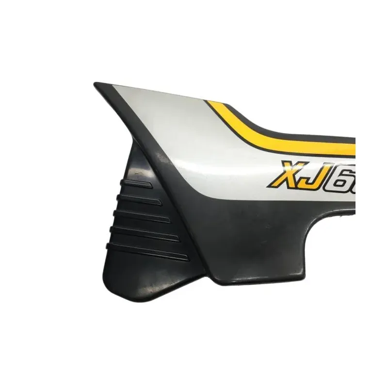 Cache carenage sous selle gauche YAMAHA XJ 600 1984-1991