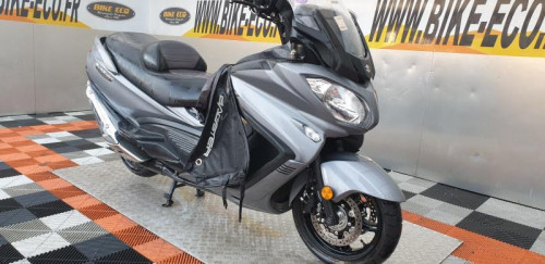 SUZUKI BURGMAN 650