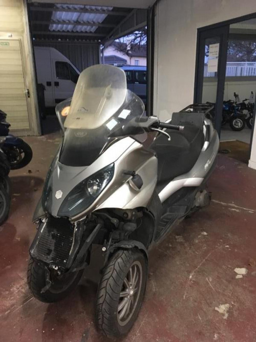 PIAGGIO MP3 250 LT