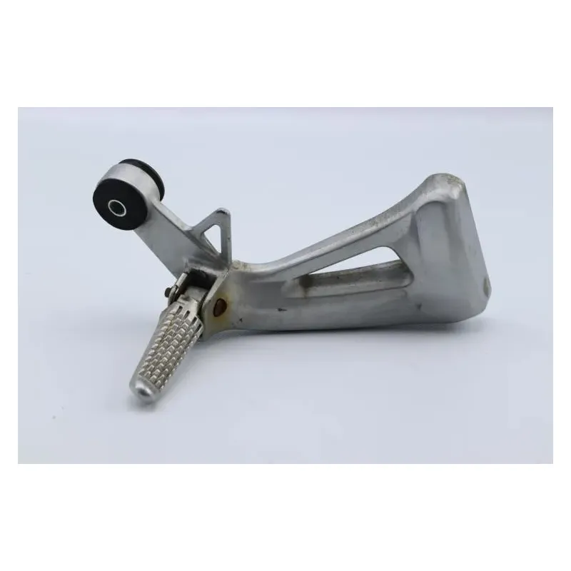 Platine arriere droite SUZUKI SV 650 S 1999 - 2002