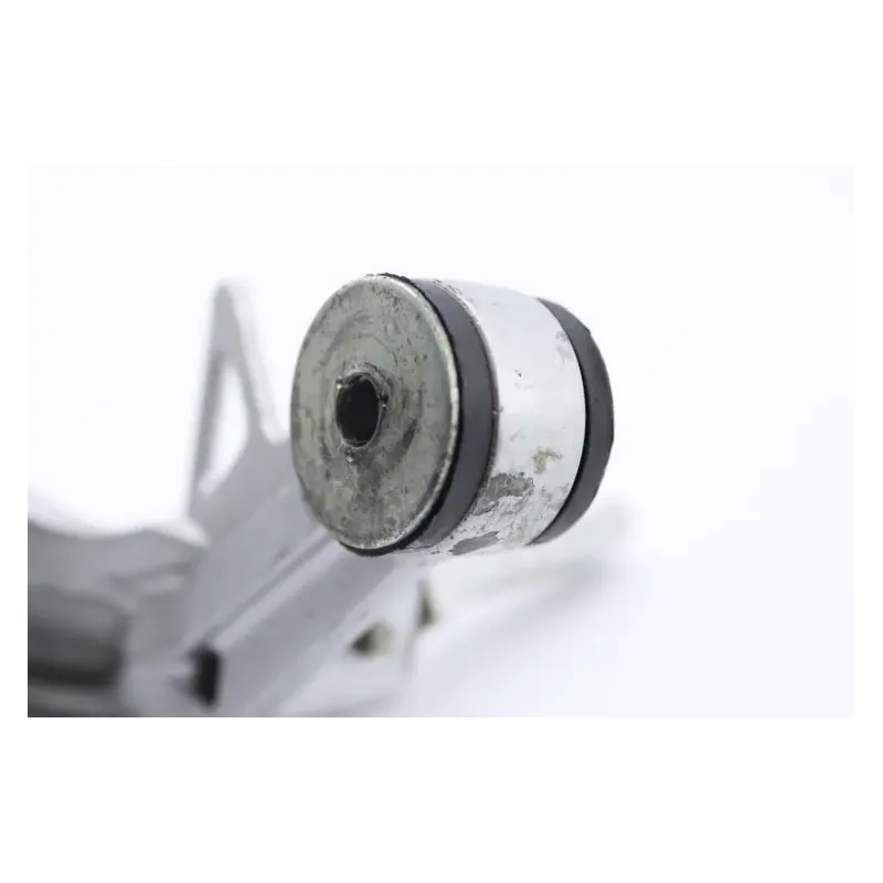 Platine arriere droite SUZUKI SV 650 N 1999 - 2002