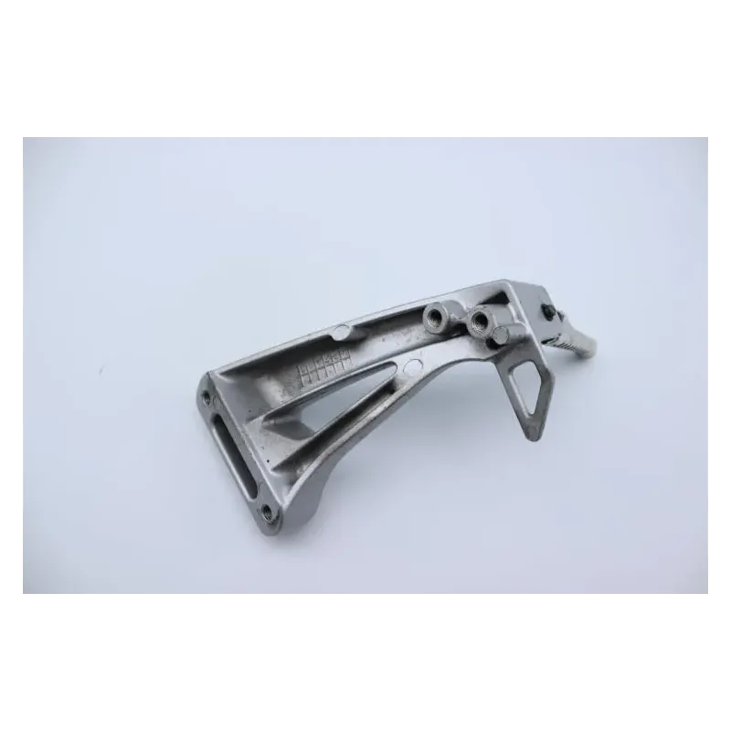 Platine arriere gauche SUZUKI SV 650 N 1999 - 2002