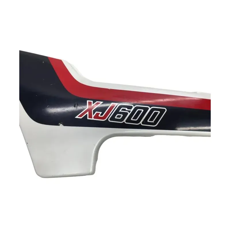 Cache carenage sous selle gauche YAMAHA XJ 600 1984-1991