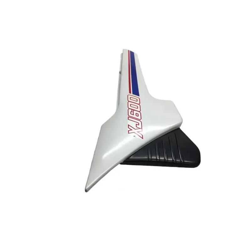 Cache carenage sous selle gauche YAMAHA XJ 600 1984-1991