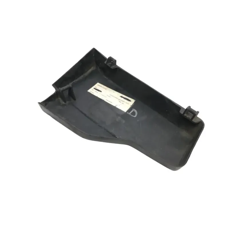 Cache lateral droit SUZUKI GT 125 1978-1979 EC