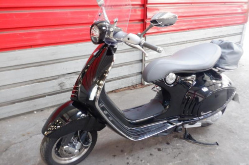 PIAGGIO VESPA 946