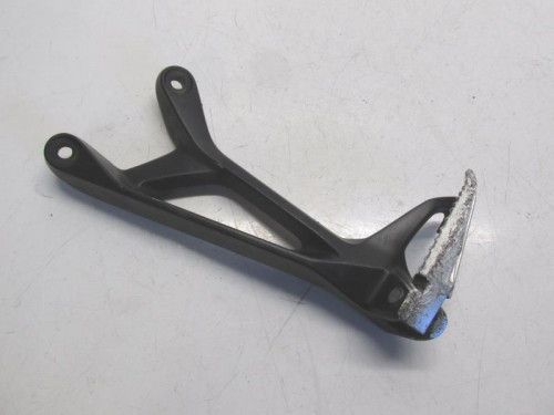 Platine et repose pieds arriere gauche SUZUKI GSR 750 11-16